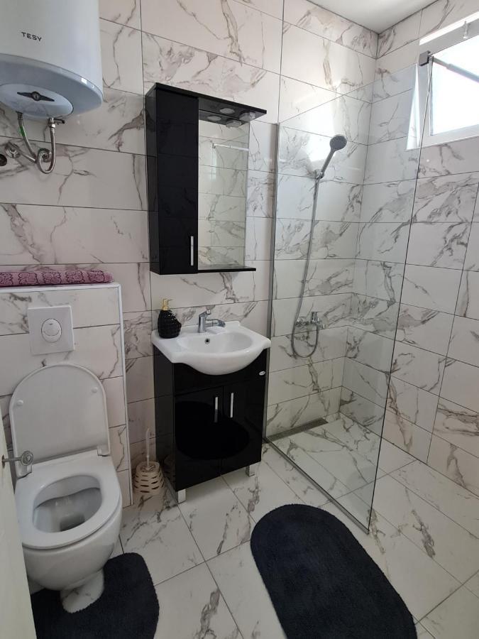Apartmani Jovan Ulcinj Exteriér fotografie